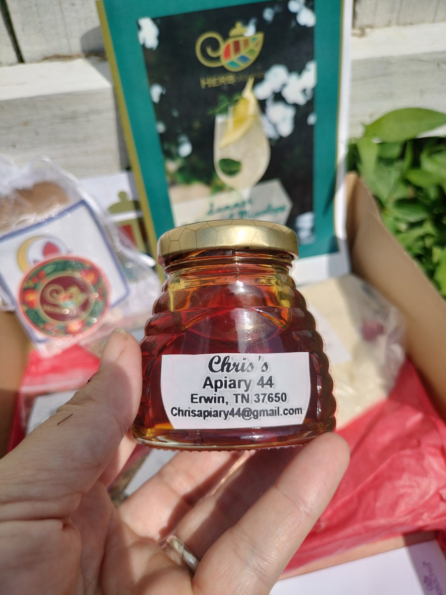 Summer Botanical Mixology DIY Box: The Guide to Summer Sips